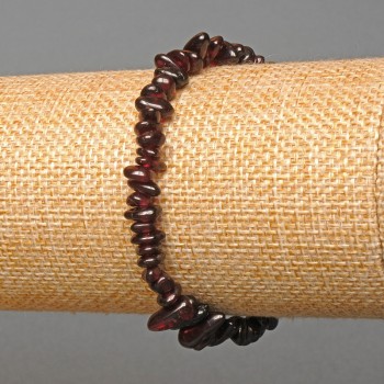 Garnet bracelet with natural stone chips, diameter 6×3 mm ±, length 18 cm (stretch)