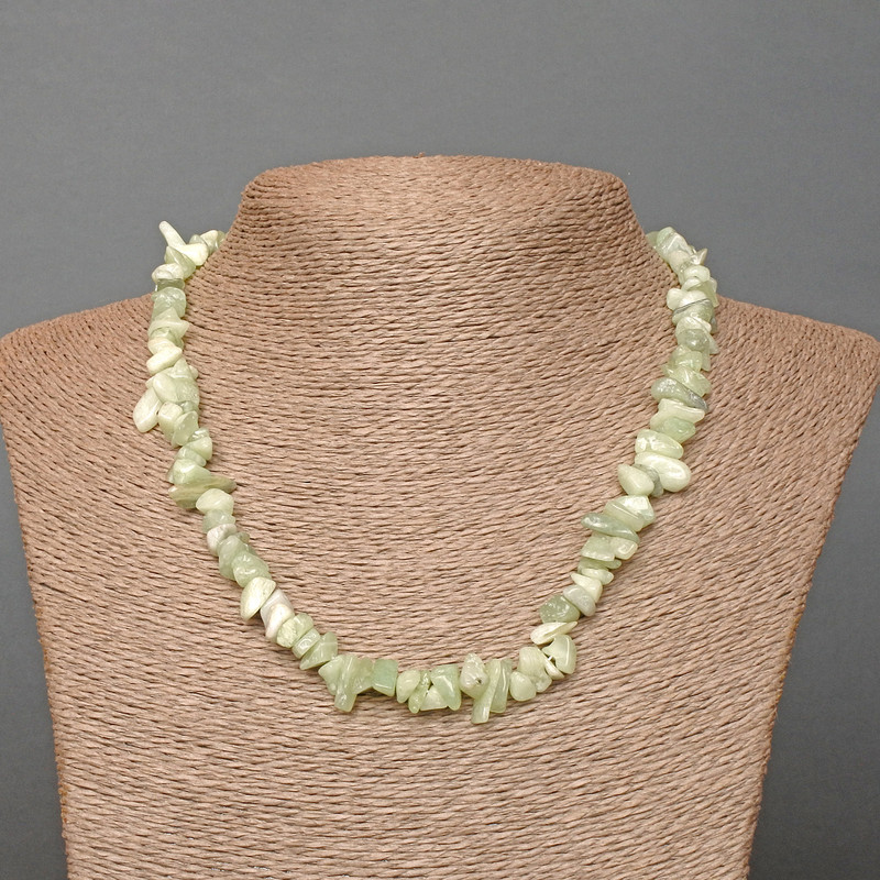 Natural Onyx Necklace with natural stone chips, 9×4 mm, 47 cm length