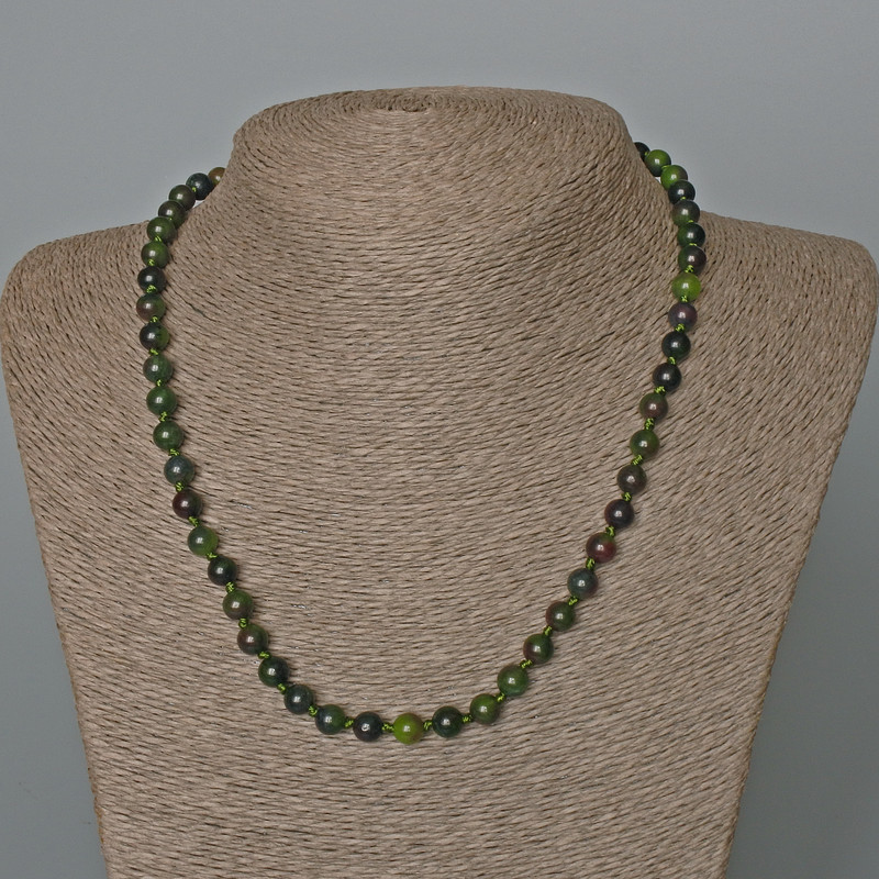 Zoisite Necklace with Natural Stone, Smooth Beads, 6.5 mm Diameter, 51 cm Length