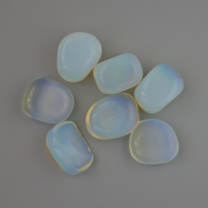 Souvenir Moonstone Tumbled Stone, 19x15 mm (±), packaging 100 g