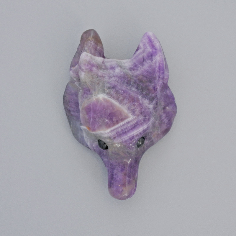 Pendant 'Wolf' natural amethyst gemstone, dimensions 39x25 mm, hole diameter 2.2 mm