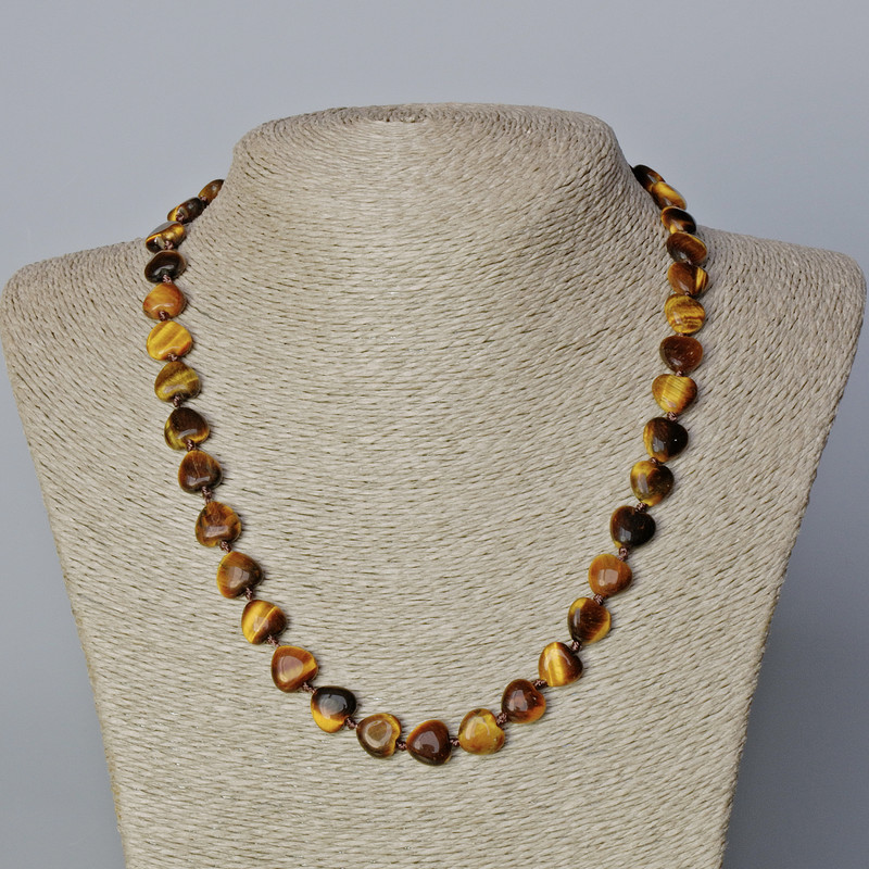 Tiger's Eye Bead Necklace with Heart-Shaped Natural Stone Beads, 10x10x5 mm, 45-47 cm length