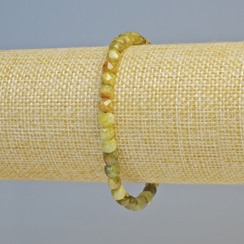 Grossular Bracelet (Green Garnet) Natural Faceted Cube Beads, 5 mm, Stretch, 18 cm+