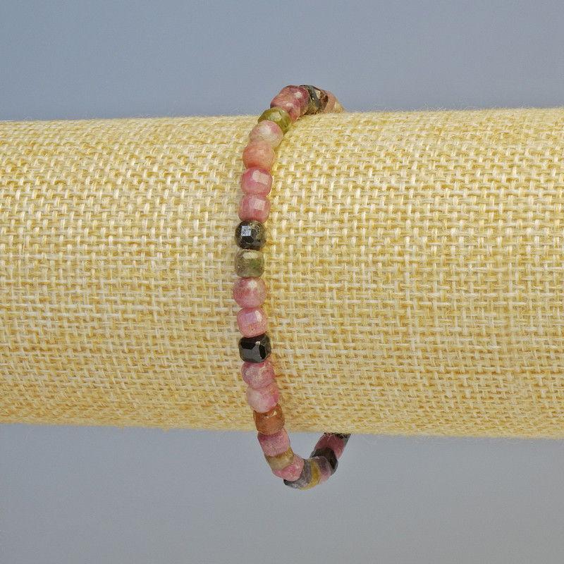 Bracelet with natural tourmaline, faceted cube beads, diameter 4-5 mm ± (stretch), length 18 cm+