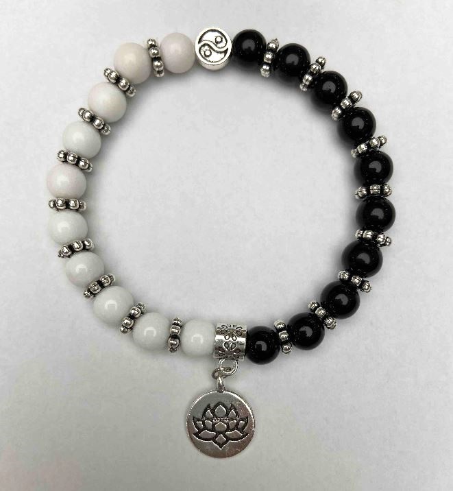 Bracelet Black and White Agate with Smooth Beads, 8mm Diameter ±, Stretch, Length 18 cm ±, with Metal Inserts