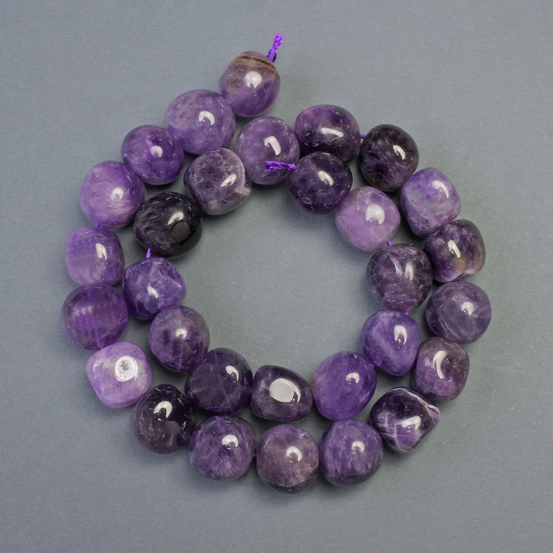 Amethyst beads, cube-cut natural stone, 14x14 mm diameter, about 40 cm long on thread
