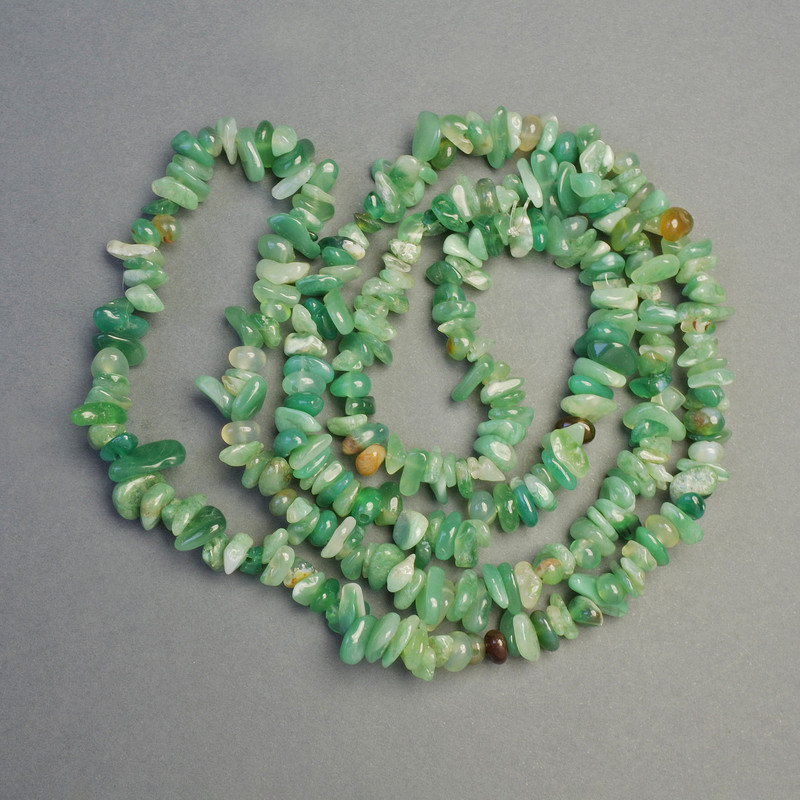 Green Agate Beads on a Thread, Natural Stone Chip, Diameter 5x2 mm, Length 82 cm