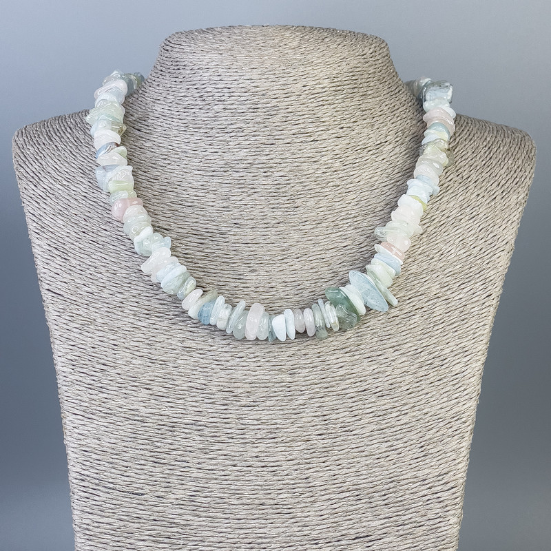 Morganite chip necklace, bead sizes 12×1 mm ±, 9×4 mm ±, length 48 cm ±