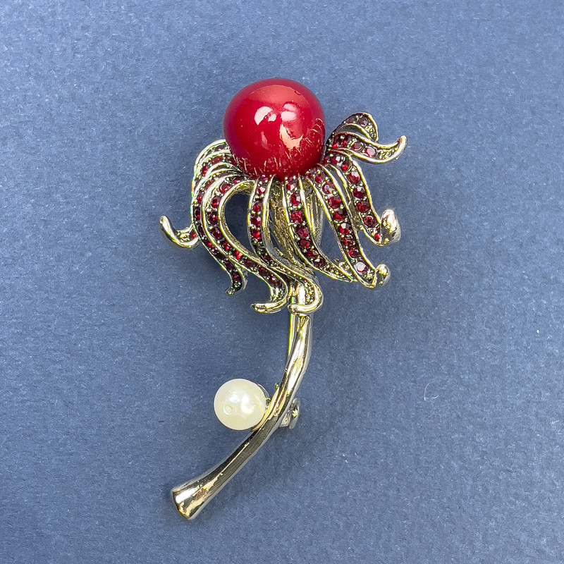 Brooch: Flower with Pearl, with Red Crystals, Red Center, Golden Metal, 30x56mm+