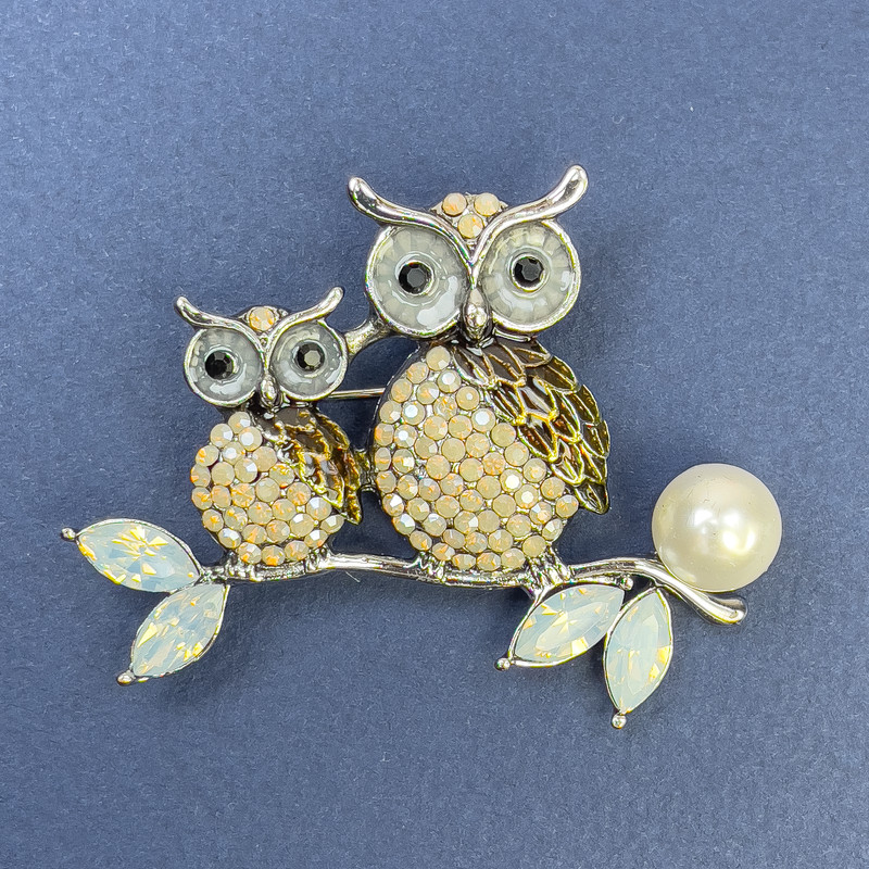Owl Brooch with Pearl, Gray Crystals, Enamel, Silver-Tone Metal, diameter 55 mm, length 45 mm