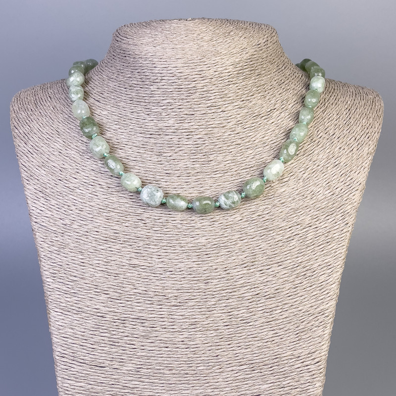 Jadeite natural stone necklace with faceted beads, 7×11 mm diameter, about 45 cm long, with clasp