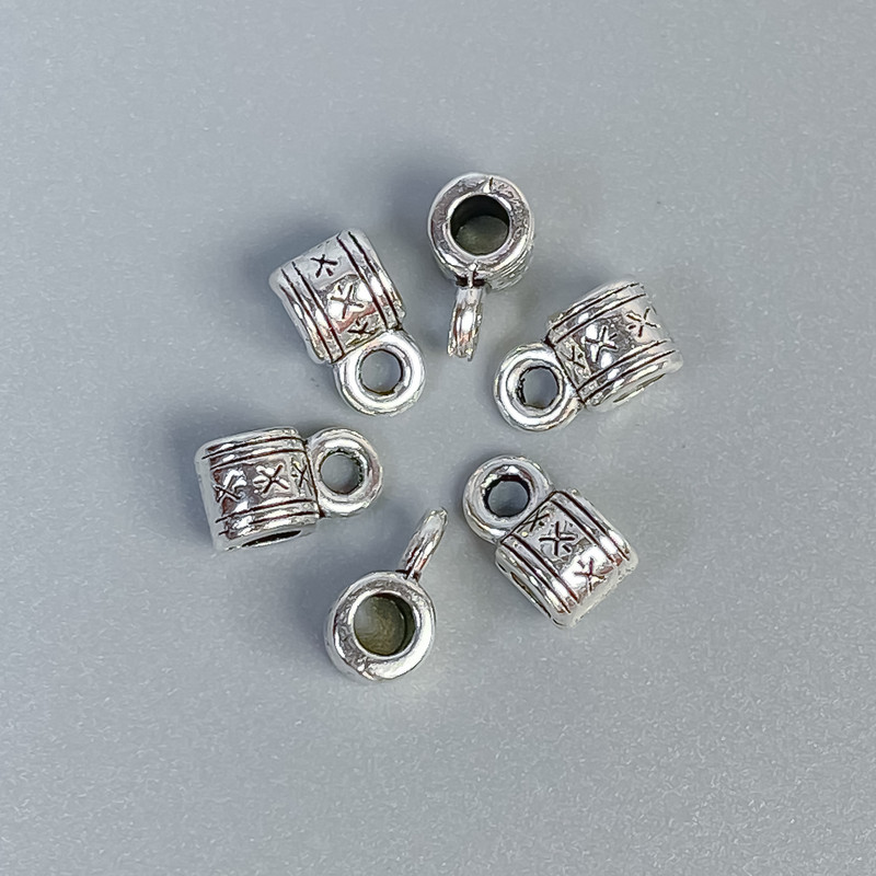 Bail findings in silver metal color, size 9×5×5 mm, hole diameters 2.5 mm and 2 mm, packaging 34 pcs