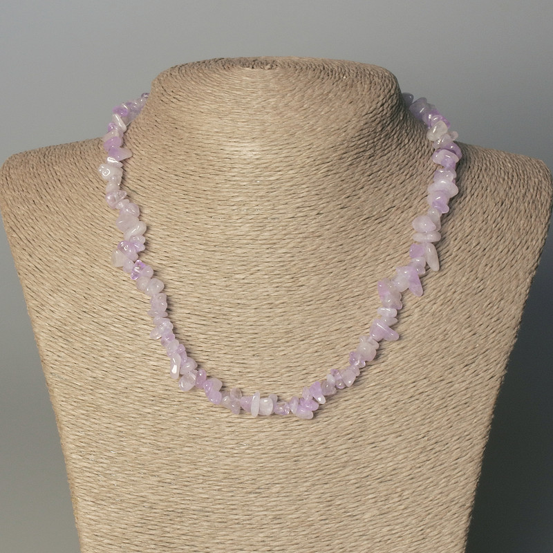 Amethyst Chip Necklace, diameter 7-11×3 mm ±, length 45 mm ±