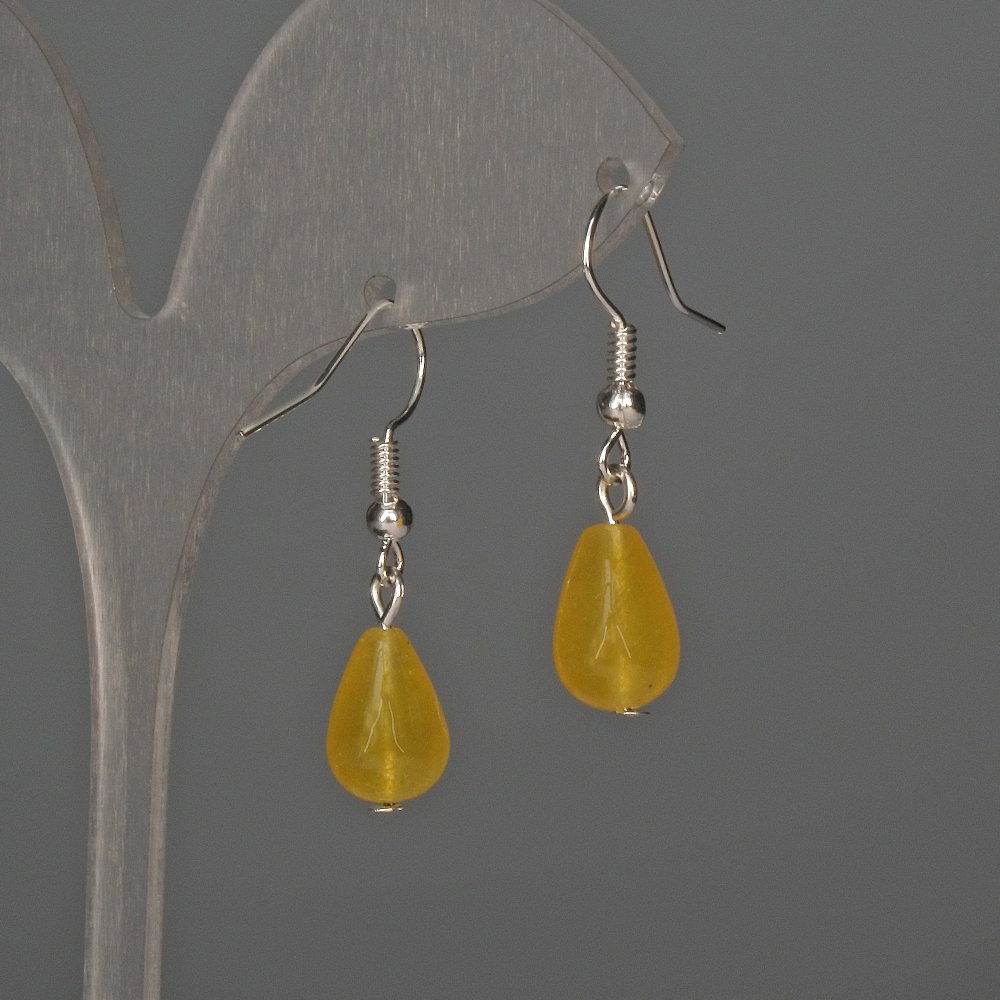 Earrings with tinted quartz teardrop 8×12 mm, length 32 mm