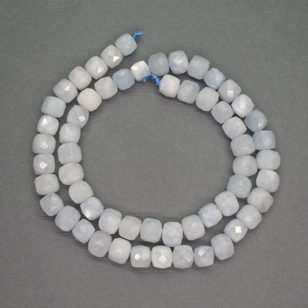 Aquamarine natural stone beads - faceted cube, 7 mm diameter, 39 cm length ±