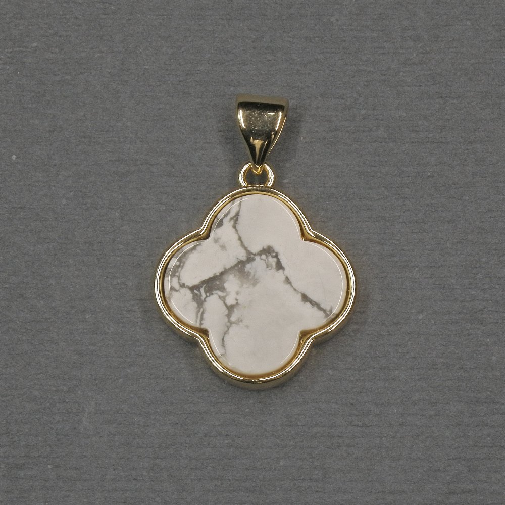 Підвіска кулон Конюшина вставка Кахолонг 16х18х4мм+- золотистий метал