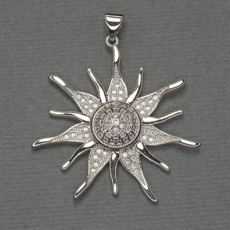 Pendant Star with White Crystals, Silvery Metal, Diameter 33mm +-, Length 40mm+-