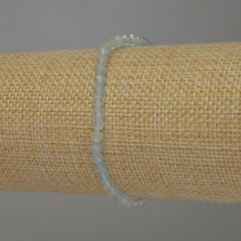 Aquamarine bracelet with a faceted bead, 4 mm diameter, 18 cm length, stretch