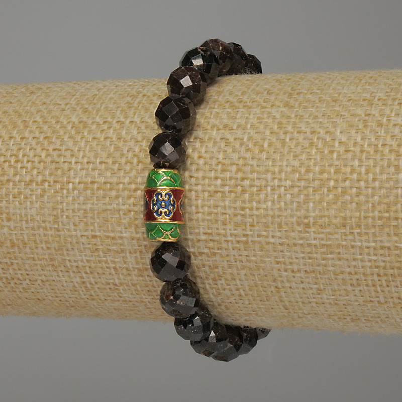 Garnet bracelet with faceted beads, 8 mm diameter, 18 cm length, stretch