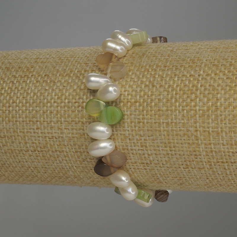 Bracelet Agate Drop, 8x6 mm, Oval Freshwater Pearls 8x6 mm, 18 cm Stretch