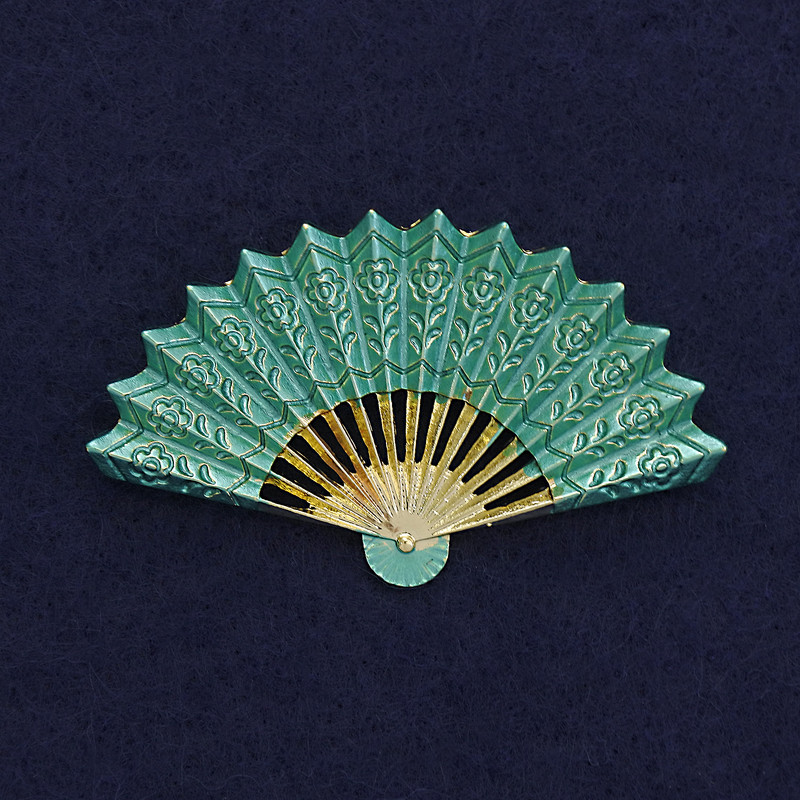 Brooch 'Fan' green enamel and gold-tone metal 54×33 mm+