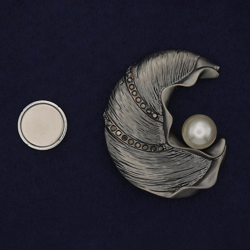 Brooch Accent with Pearl and Crystals