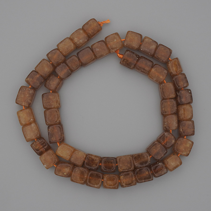 Citrine cube beads, 7 mm diameter ±, 38 cm length ± on thread