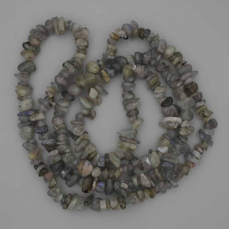 Labradorite chip beads, 8x3-5 mm diameter, 80 cm length on thread