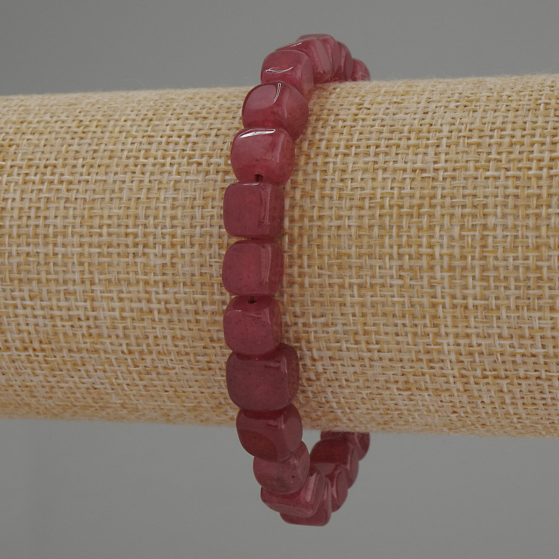 Tourmaline Cube Bracelet, 7x7 mm, 18 cm stretch