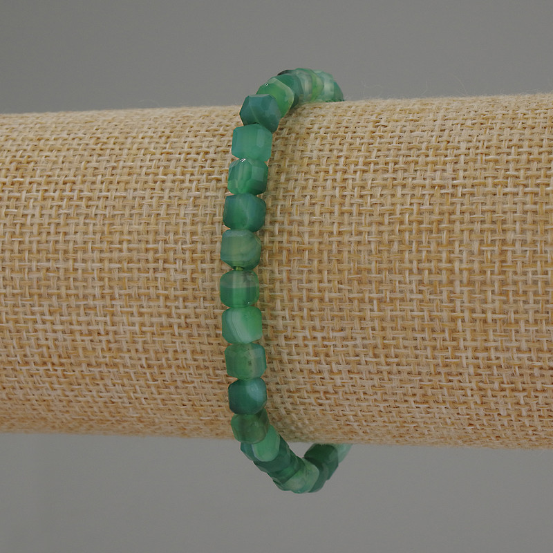 Faceted Agate Cube Bracelet, 5 mm Beads, 18 cm Stretch