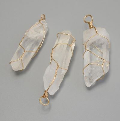 Pendant with Mountain Crystal in Golden Wrap, Assortment Sizes 17-20×54-63 mm ± Gold-Tone Metal
