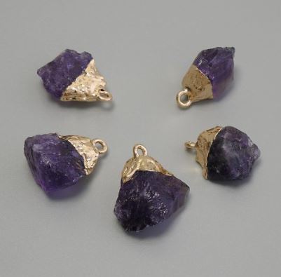 Pendant Raw Amethyst, Assorted Sizes 15-20×10-15 mm, Gold-Tone Metal