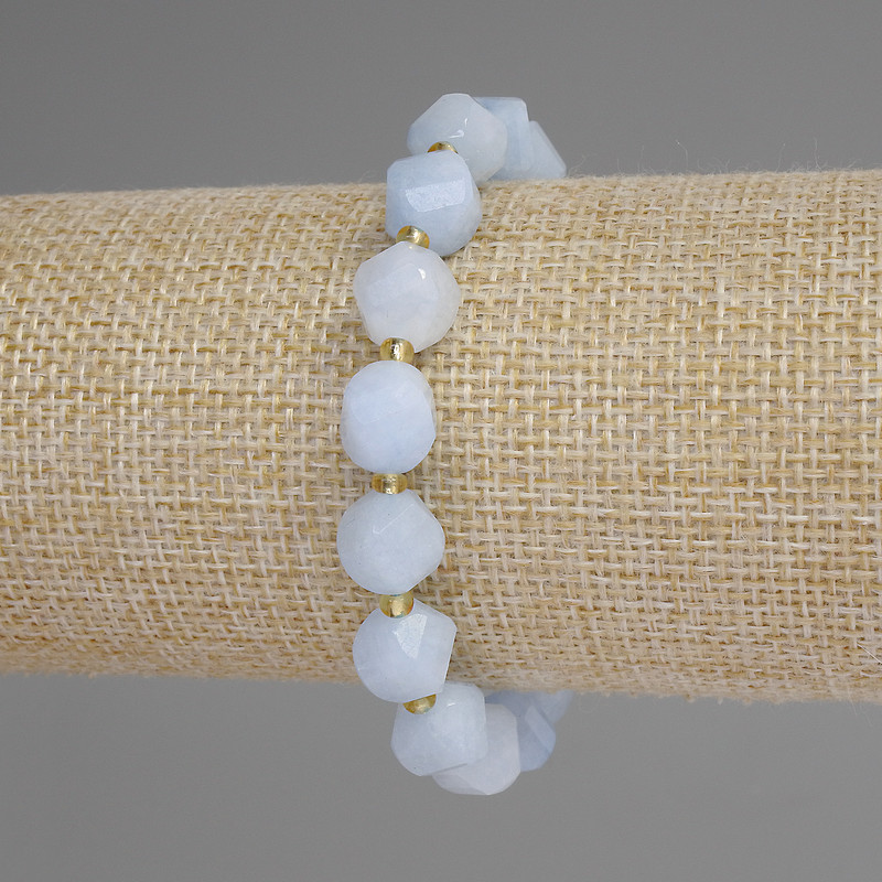 Faceted Aquamarine Bracelet with Diamond-Shaped Beads, 10×9 mm, 3 mm Seed Beads, 18 cm Stretch