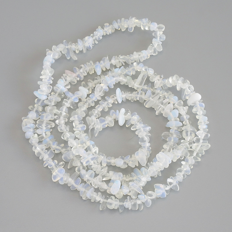 Moonstone Nugget Beads, diameter 5-9×2-3 mm, length 78 cm +/- on a sturdy thread
