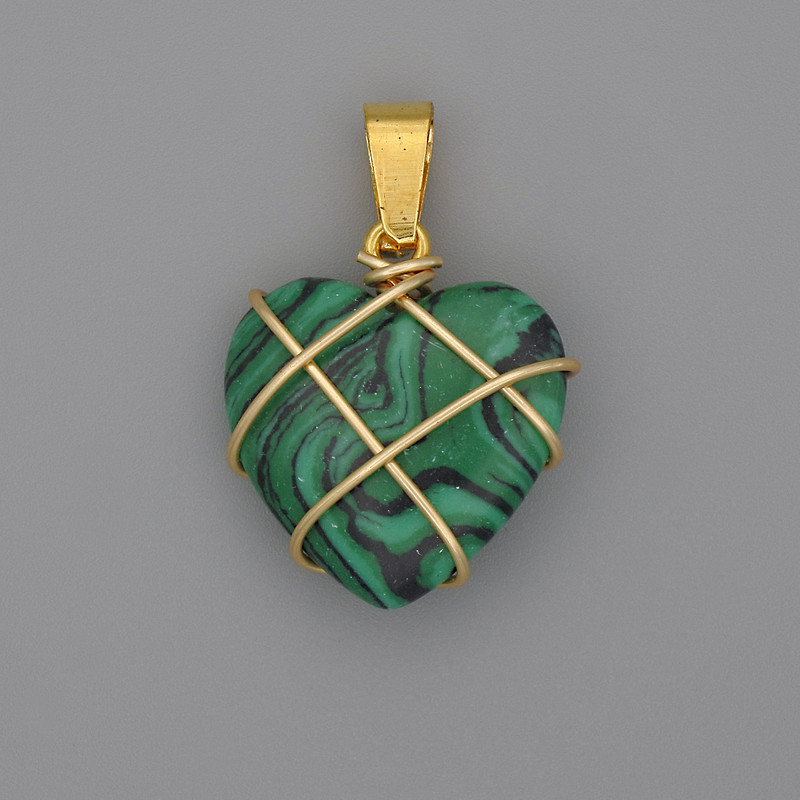 Heart Pendant in a Malachite Weave, 21×21 mm, diameter 30 mm