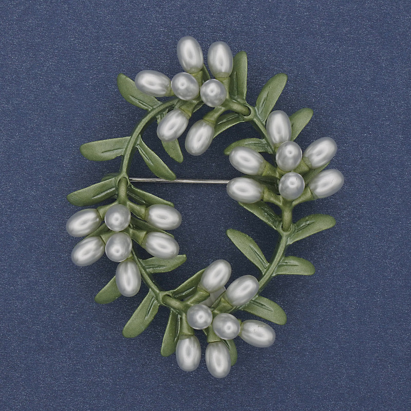 Brooch Pearl Crown (artificial) enamel silver metal 47x57mm+