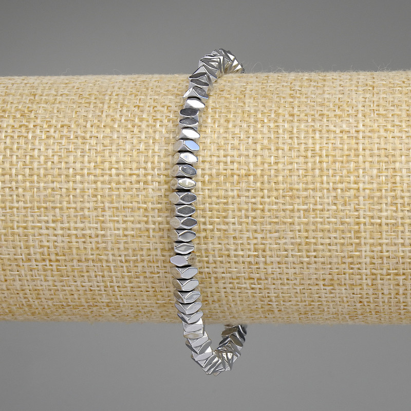 Hematite bracelet, silver color, faceted square rondelles 4x2 mm, length 18 cm, stretchy