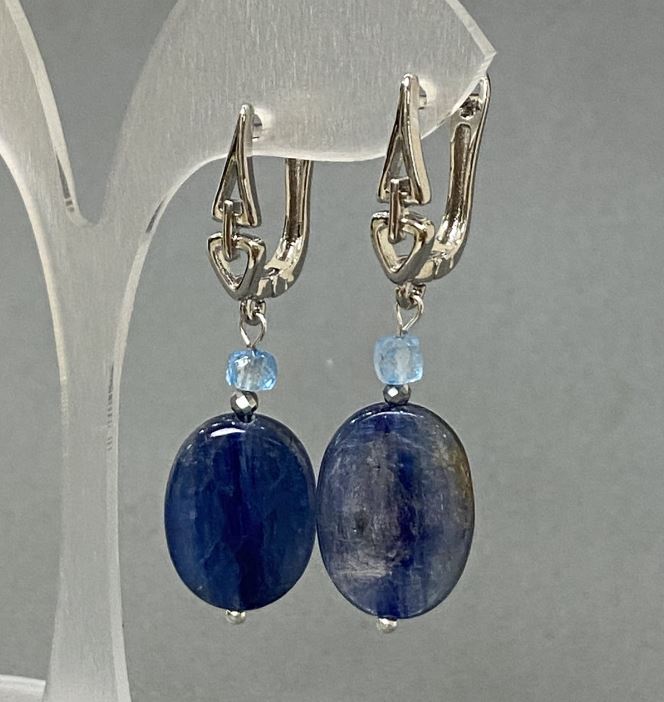 Kyanite Oval Earrings 18x13 mm, Faceted Topaz Cube, 4 mm Diameter, 43 mm Length
