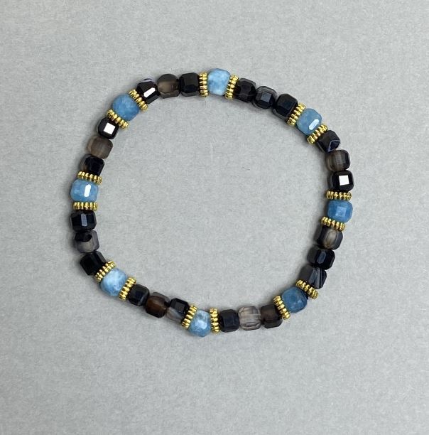 Bracelet of Apatite, Agate and Smoky Quartz, Faceted Cubes 5×5 mm ±, with Metal Inlays, Length 18 cm Stretch