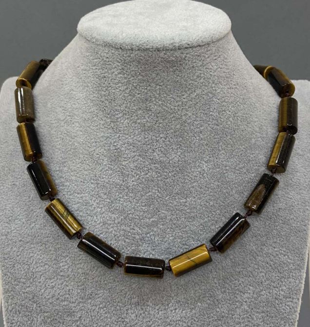 Tiger's Eye Necklace Cylindrical 17x8mm, length 50 cm ± with clasp