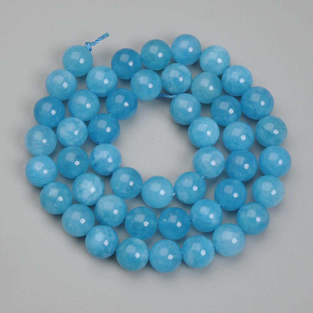 Aquamarine beads, smooth round beads, diameter 8.5 mm, length 38 cm on thread