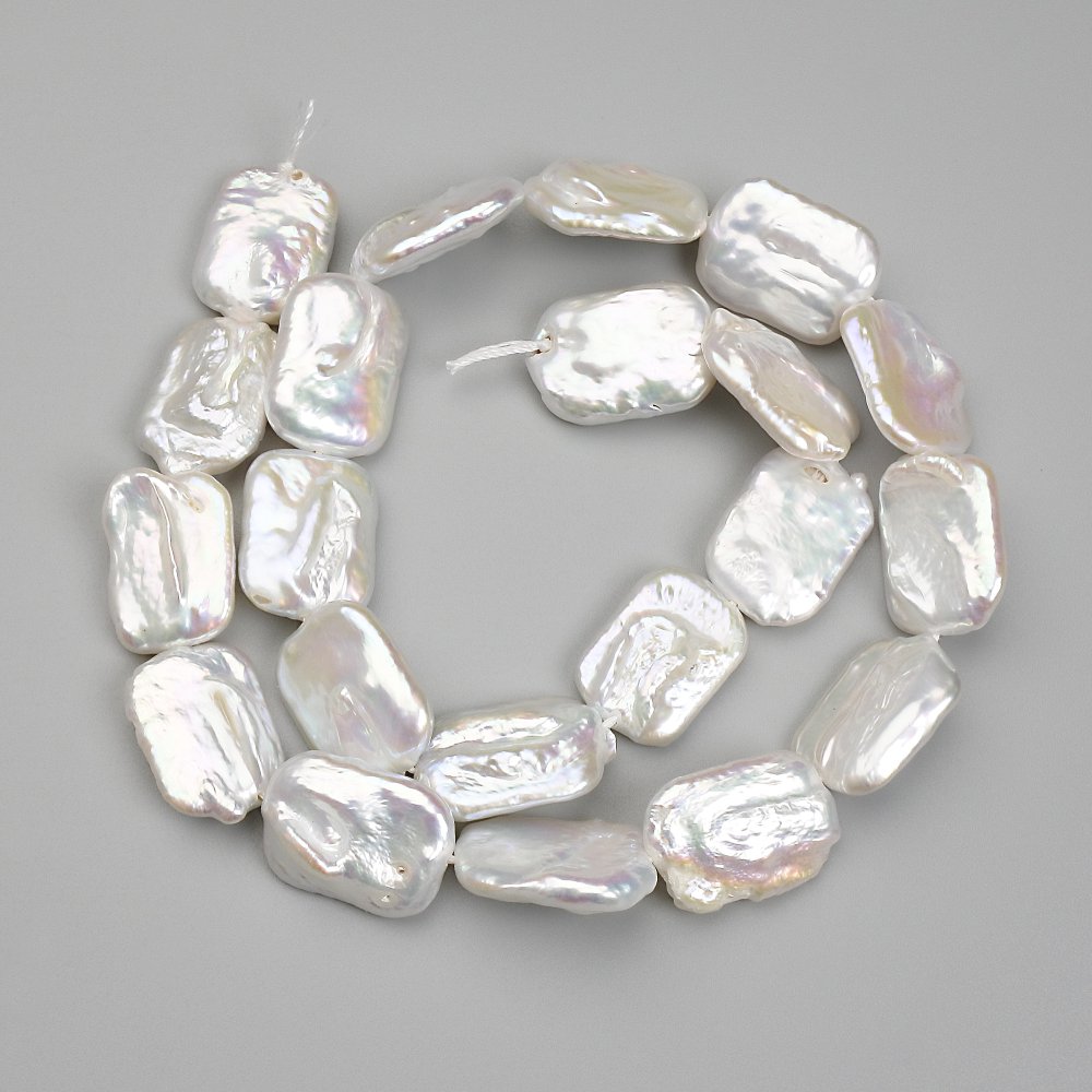 Baroque Pearl Beads with a Benzine Hue, Diameter 18 x 12.5–13.5 mm, Length 38 cm +/-