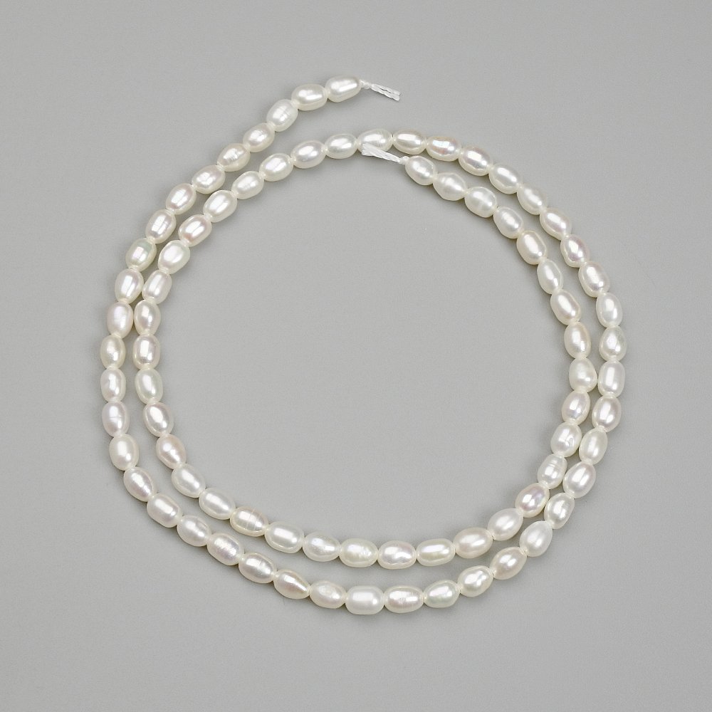 River Pearl Beads, diameter 4.5–5×3–3 mm, 5 mm on thread, length 36 cm