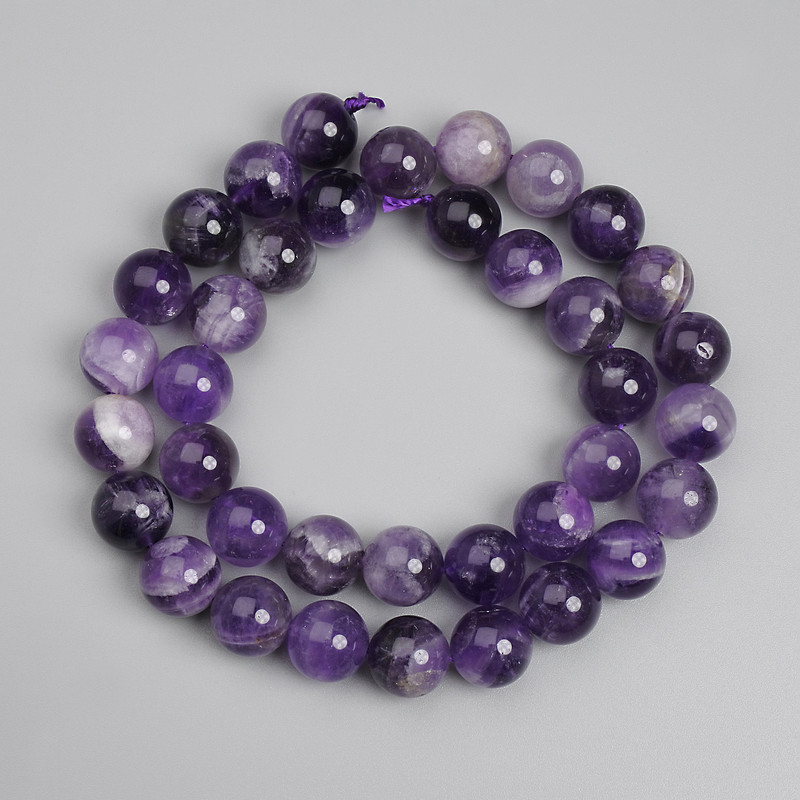 Amethyst Beads, Smooth Round Balls 10.5 mm, Length about 38 cm on Thread