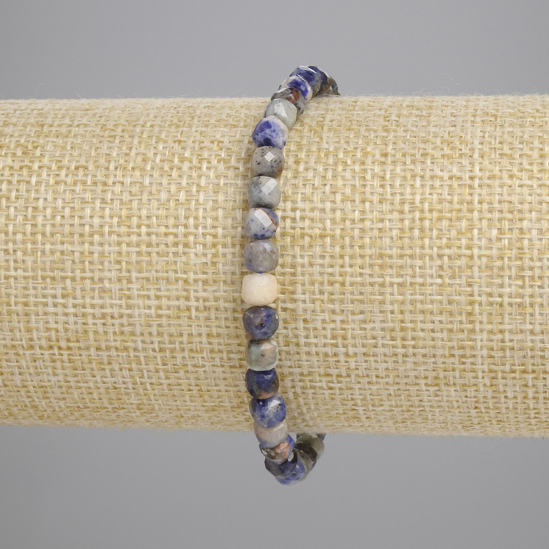 Bracelet Sodalite Faceted Cube Beads 4.5x4.5 mm, 18 cm Stretch
