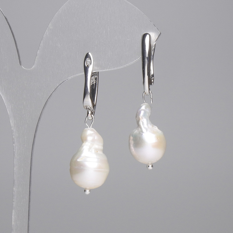 Baroque Pearl Earrings 18x11 mm, length ~42 mm
