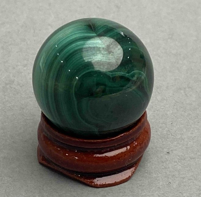 Malachite souvenir sphere, 25 mm diameter, weight 37 g