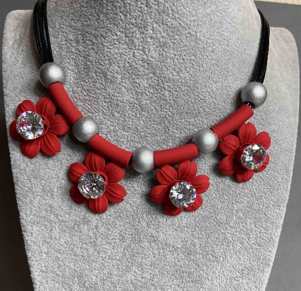 Necklace Red Flowers with White Crystal, diameter 35×29 mm, beads 11 mm, on cords, length 45–50 cm