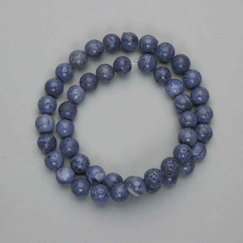 Sponge Coral Beads, Smooth Round 8mm, Approximately 38 cm on Monofilament