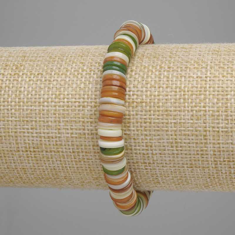 Bracelet with Scapharca shell rondelles, diameter about 8 x 1.5 mm, length 18 cm, stretch